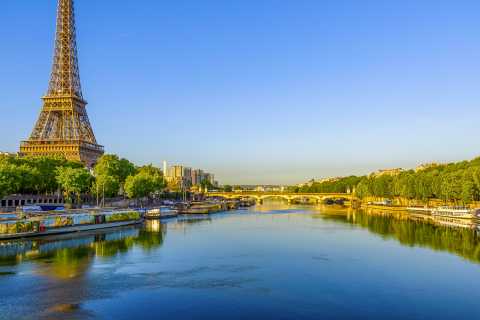 Torre Eiffel y río Sena