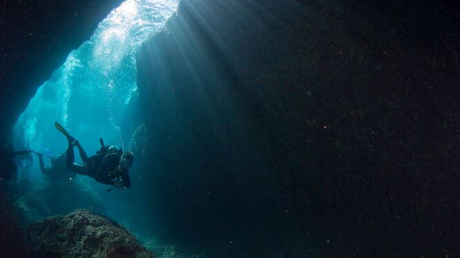 Buceo y aventura submarina