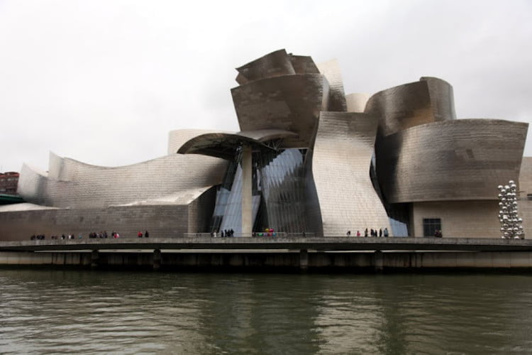 El Museo Guggenheim en Bilbao