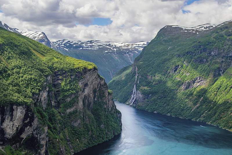 Fiordos noruegos desde el aire