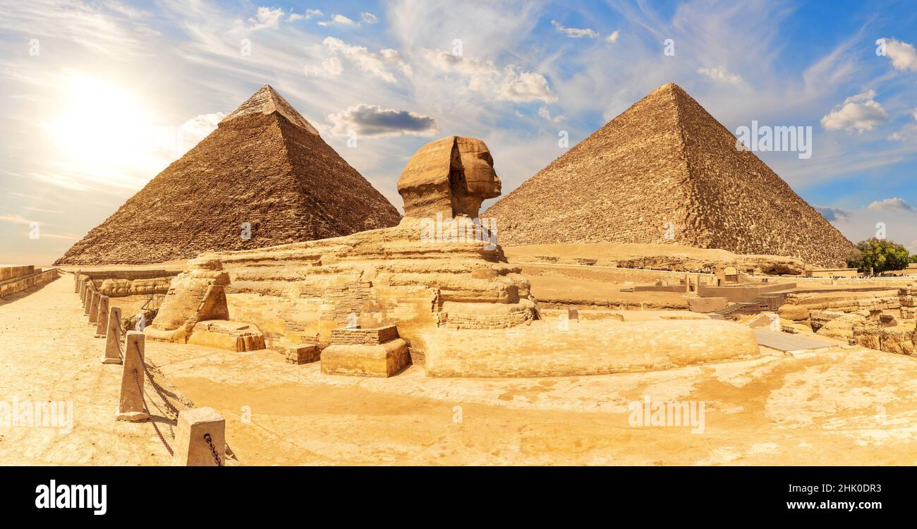 Vista panorámica de pirámides