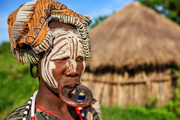 Tribus africanas coloridas y fotogénicas